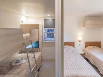 Doppelbett + 1 Suite mit Doppelbett