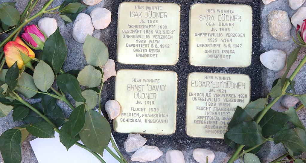 galt als Warteraum für die Todeslager Sobibor und Belzec, wo Menschen mittels Gas ermordet wurden.