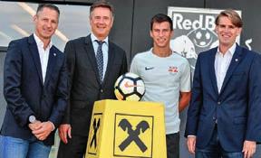 EIN TREUER PARTNER Der FC Red Bull Salzburg freut sich, die Verlängerung der Partnerschaft mit der Raiffeisen Bankengruppe Salzburg um ein weiteres Jahr bekanntgeben zu können.