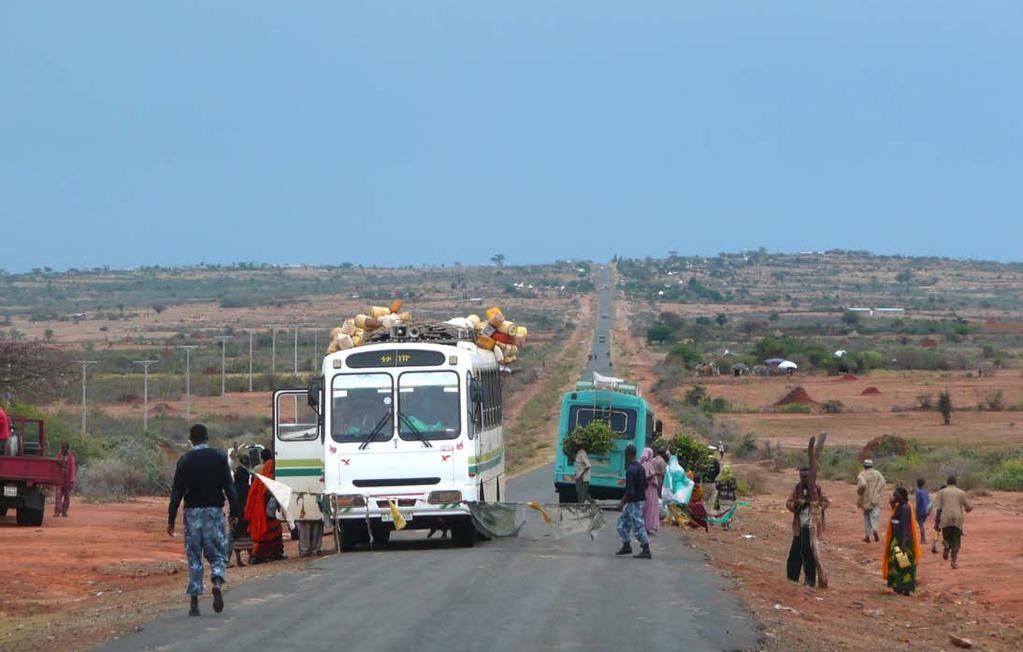 April 2011 Moyale - Äthiopien, 4385 Km "Die vielfältigen Begegnungen entlang des Weges sind die Würze und der Reichtum einer jeden Reise.