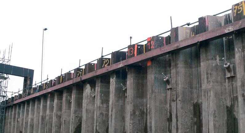 Gurtungen walings Grundlage für die Anordnung, Ausbildung und Befestigung der Gurte bildet die EAU 2004. In der baupraktischen Anwendung wird unterschieden in Zug- und Druckgurte.