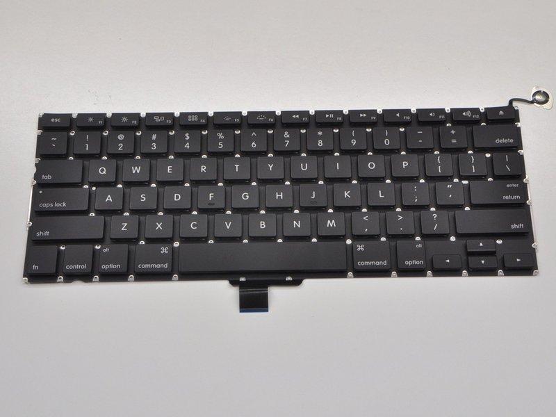 MacBook Pro 13" Unibody Mid 2010 Tastatur Austausch Austausch der Tastatur, nicht des kompletten Oberteils