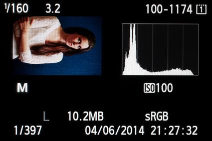 8 II @ 100 mm und @ f/3,2 M-Modus 1/160 Sekunde ISO 100 JPEG WB Blitz Blitz ist noch ausgeschaltet»so kurz wie möglich«bedeutet, dass Sie die Belichtungszeit nicht kürzer als die Blitzsynchronzeit