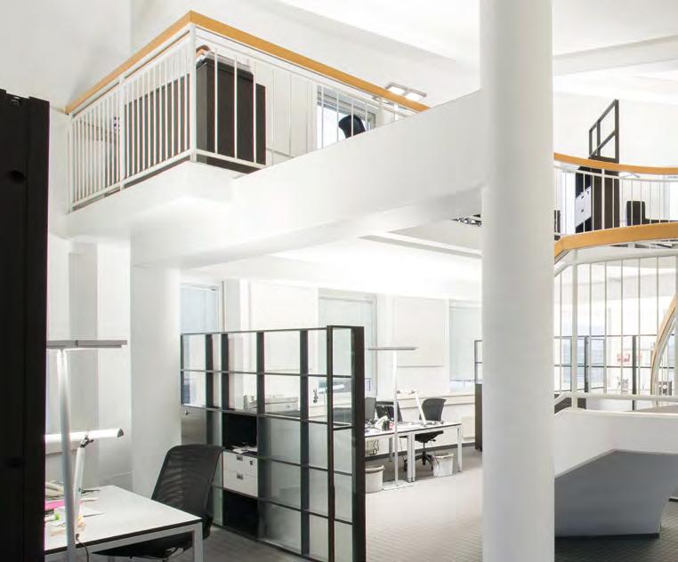 Das Bürohaus besticht durch Miet flächen, welche individuell nach Mieter wunsch aufgeteilt und gestaltet werden