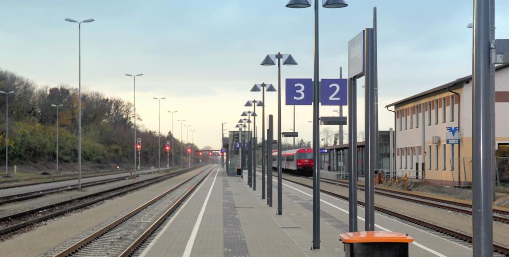5 Fertigstellung Umbau Bahnhof Marchegg Vorteile auf einen Blick: Errichtung eines Personentunnels 55 cm hohe, barrierefreie und überdachte Bahnsteige Park&Ride-Anlage mit rund 120 PKW-Abstellplätzen