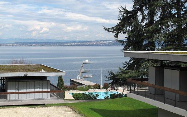 Der Genfer See liegt gleich vor der Tür.