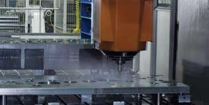 Seitenwände für Druckmaschinen Große und hochgenaue Teile für Werkzeugmaschinen