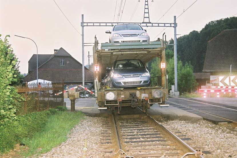 1.2 Verlauf der Fahrt Güterzug 67637 verkehrte von Olten via Biel RB Richtung Bern. Sämtliche für Zug 67637 relevanten Signale von Suberg-Grossaffoltern zeigten den Fahrbegriff freie Fahrt.
