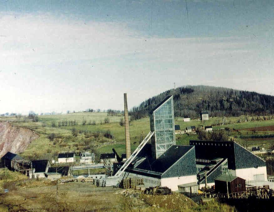 Seiltrommel (38 t) 1986 erstmals erreicht Erzförderung Millionengrenze 28.3.1991 Betriebseinstellung mit letztem Grubenhunt (Abb. 125) Abb.