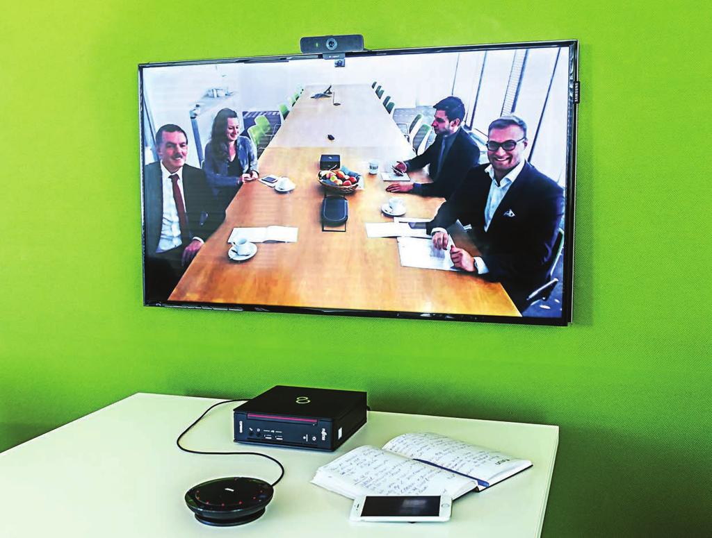 Circuit Meeting Room Circuit Meeting Room kombiniert Social Collaboration mit einem lokalen Mini-PC und Audio-/Video- Standardkomponenten in einer schlanken und dennoch leistungsstarken Lösung für