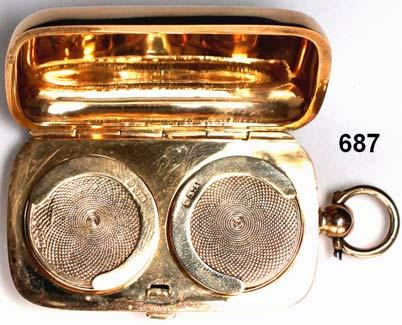 69 687 Tragbares goldenes Etui (375) mit zwei Fächern für 20 Markgoldmünzen. 54 x 31 mm. 36,6 Gramm.... Vorzüglich 450,- Ersatzmünzen des Ersten Weltkrieges 688 298Z 10 Pfennig 1917 Ohne Münzzeichen.