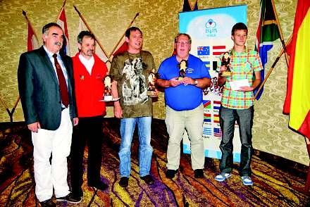 2012 spielten die Nationalmannschaften. Und wer nicht unter den knapp 480 Teilnehmern des Großen Preis des Hotel Golebiewski war, hatte spielfrei und genoss einen freien Tag.