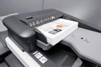 300 Blatt Scan-Geschwindigkeit 240 opm Optionale Erweiterung (UK-501) Ultraschall-Sensor zur Erkennung von doppelt eingezogenem Papier für schnelles und
