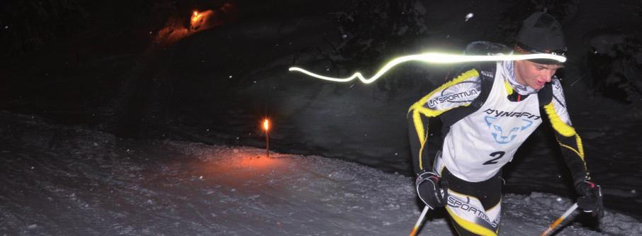 Abend-Highlight am Samstag Die Lange Nacht des Schneeleoparden Wettbewerb Toni Palzer in Aktion 2013 Auf einer festgelegten Rundstrecke innerhalb des Skigebiets haben die Teilnehmer 1,5 Stunden Zeit