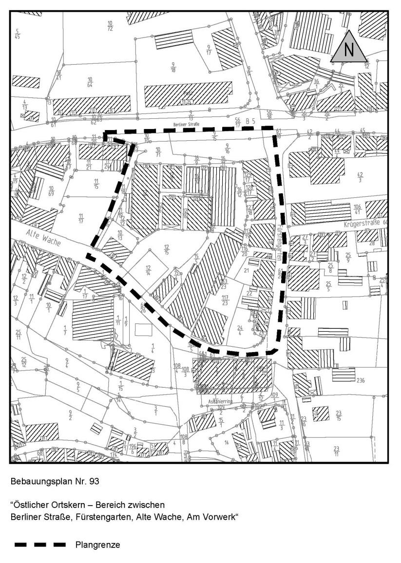 Abb. 1: B-Plangeltungsbereich (= Untersuchungsgebiet),rotes = abzureißendes Gebäude, blaues = umzubauendes Gebäude (Quelle: STADT LAUENBURG 2015) 2 METHODIK 2.