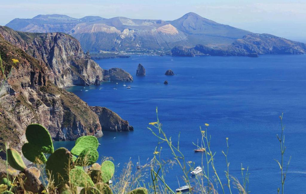 Blick von Lipari auf Vulcano, Liparische Inseln, Italien 1 2 3 4 5 6 7 8 9 10 11 12 13 14 15 16 17 18 19 20 21 22 23 24 25 26