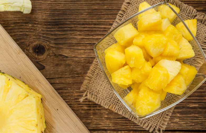 Ready Cut To-Go Obst Marke VKE * Artikel-Nr. Kurzbeschreibung Ananas ganz geschält ca. 550 g 5 x 550 g 27.773.