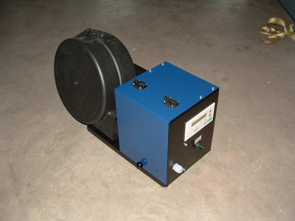 Drahtvorschubeinheit für das mechanisierte WIG - Schweißen DRS 2007 ist eine separate Drahtvorschubeinheit für die Aufnahme einer Standard Dornspulendrahtrolle 15 kg.