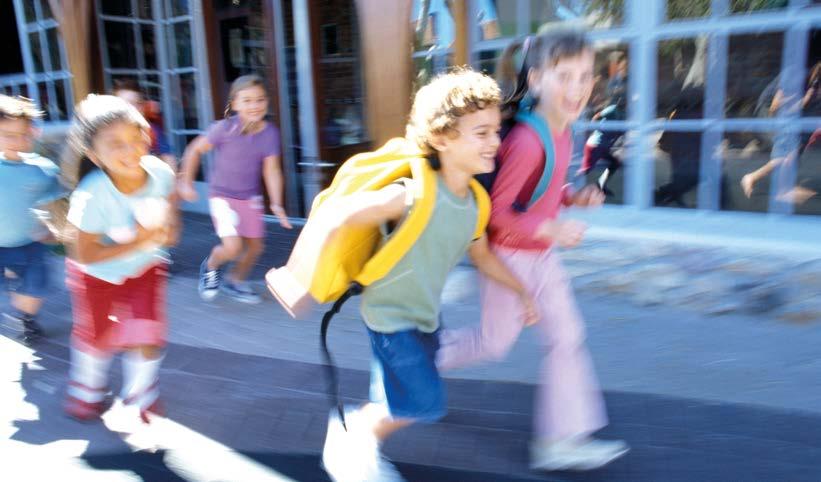 Versicherungsschutz auf den Wegen Ihr Kind ist auf dem Weg zur Schule und auf dem Rückweg nach Hause versichert.