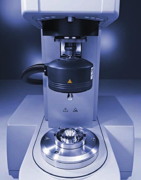 NTR 3 kombiniert die Auflösung eines Rasterkraftmikroskops (AFM) mit der Stabilität, Robustheit und leichten Bedienbarkeit eines standardmäßigen Pin-on-disk-Tribometers.