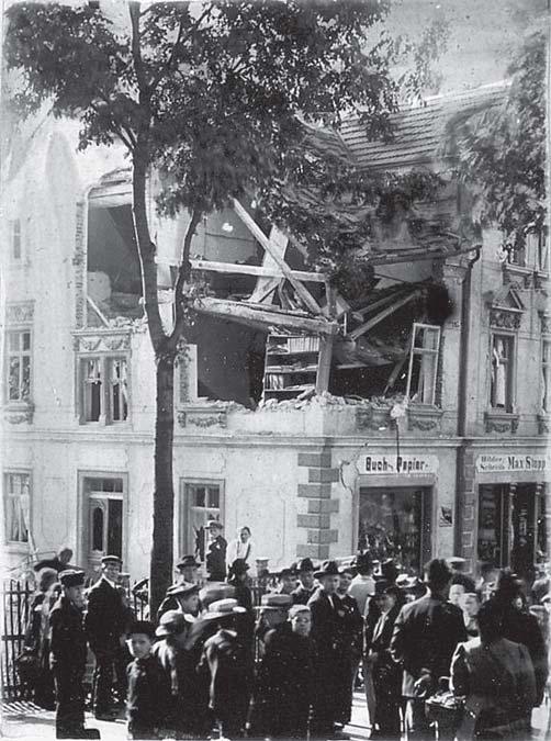 10 Am Tag der Einweihung des Beierfelder Gaswerkes am 18. September 1904 ereignete sich eine Gasexplosion im neuen Wohnhaus (heute August-Bebel-Straße 92). Es kam aber noch schlimmer.