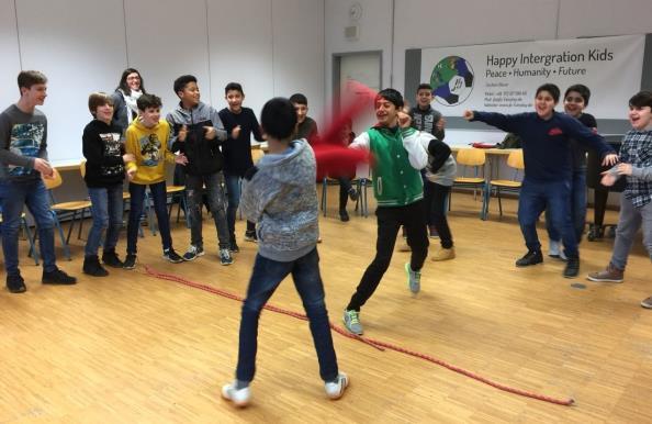 Januar 2018, Esslingen: SICHER UNTERWEGS Gewaltprävention für die Happy-Integrationskids In der Schule Innenstadt fand für die Happy-Integrationskids eine Unterrichtseinheit zur Gewaltprävention