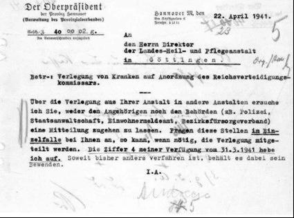 22 Manfred Koller Abb. 13: Museum Asklepios Fachklinikum Göttingen Nach dem Ende des Dritten Reiches erfolgt auch bei Ewald eine staatsanwaltschaftliche Untersuchung.Er wurde entlastet.