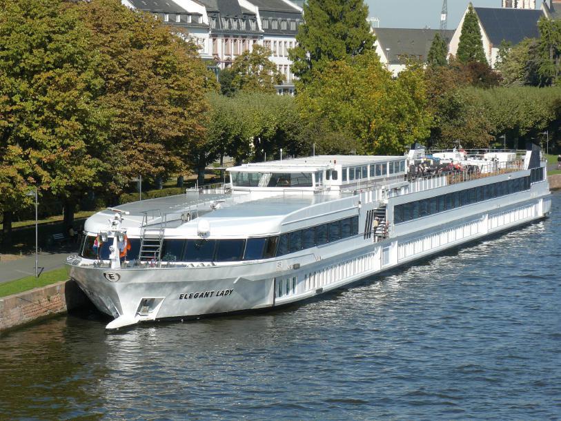 Flusskreuzfahrt Moseltal und Saarschleife mit MS Elegant Lady - Reise Angebote buchen - 7 Tage Unsere Flusskreuzfahrt auf Mosel und Saar bietet grandiose Ausblicke und einen entspannten Urlaub an