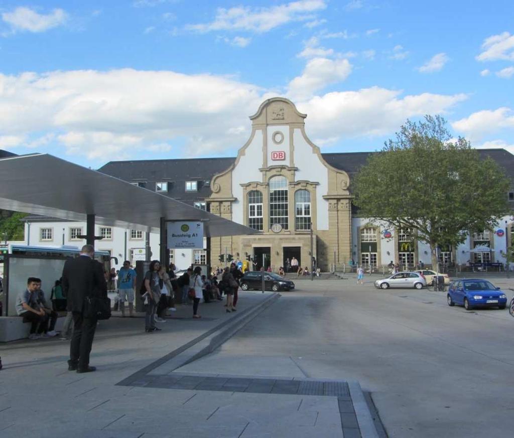 Zu Fuß zum Zug barrierefreie Verkehrsstationen als Attraktivitätsmerkmal Deutscher Fußverkehrskongress -