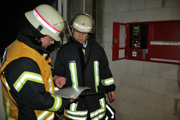 Vorbeugender Brandschutz (VB) Die Sicherstellung von Brandschutz und Hilfeleistung ist eine hochkomplexe Angelegenheit, die von unterschiedlichen organisatorischen und rechtlichen Vorgaben mehr oder