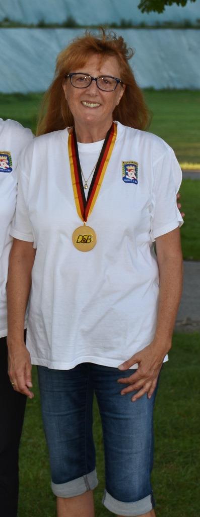 Gold Doris Asen / Atzesdorfer Deutsche Meisterschaft 1. Platz Luftpistole Mannschaft 1096 Ringe Damenaltersklasse 6. Platz Luftpistole Senioren w 364 Ringe 1.