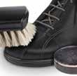 Schuhspanner verwenden Nach jedem Tragen bringen passende Spanner am besten aus Holz Ihre Schuhe wieder in Form und ziehen überschüssige Feuchtigkeit aus dem Leder heraus.