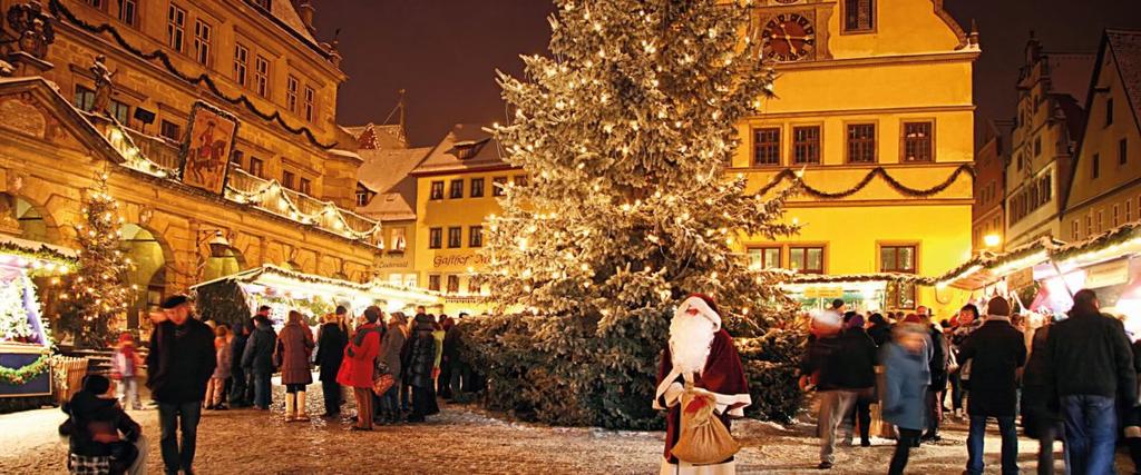 Ein Wintermärchen Alle Jahre wieder verwandelt sich das mittelalterliche und romantische Rothenburg ob der Tauber in ein Wintermärchen. Schon seit dem 15.