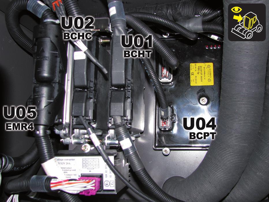 Unterwagenrechner (BCHC) U04 - Stromschaltkasten Oberwagen (BCPT)