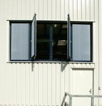 Lüftungssysteme Klappflügel (nach außen öffnend) Drehflügel (nach außen öffnend) Lamellengerät mit Wärmeschutzverglasung Fensterflügelsystem als Dreh-, Kipp-