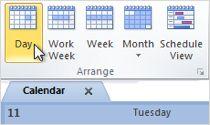 Kalenderansicht anpassen 2.1 Kalenderansicht ändern Outlook: Ansicht auswählen Google Kalender: Kalenderansicht anpassen 1. Wählen Sie oben in Google Kalender eine Ansicht aus, z. B.
