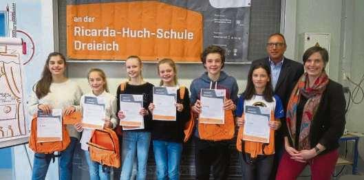 . Beim Jugend präsentiert - Schulwettbewerb waren insgesamt 79 Schüler der Ricarda-Huch-Schule aus der Jahrgangsstufe 7 angetreten, um sich mit ihren Präsentationen zu einem
