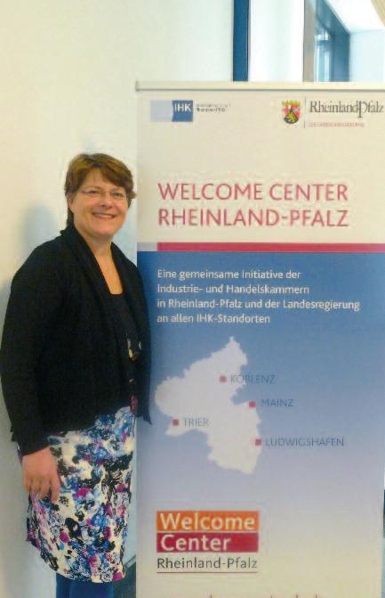 T I T E L T H E M A schaft, die Welcome Center Rheinland-Pfalz an den vier IHK-Standorten in Koblenz, Ludwigshafen, Mainz und Trier anzusiedeln.