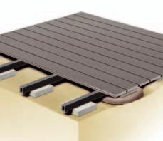 Die Balken können sowohl stehend als auch liegend verbaut werden und sollten auf Fundamenten aufliegen. Als Auflager eignen sich z.b. Betonplatten (5 x 20 x 20 cm), Verlegeabstand max. 50 cm.