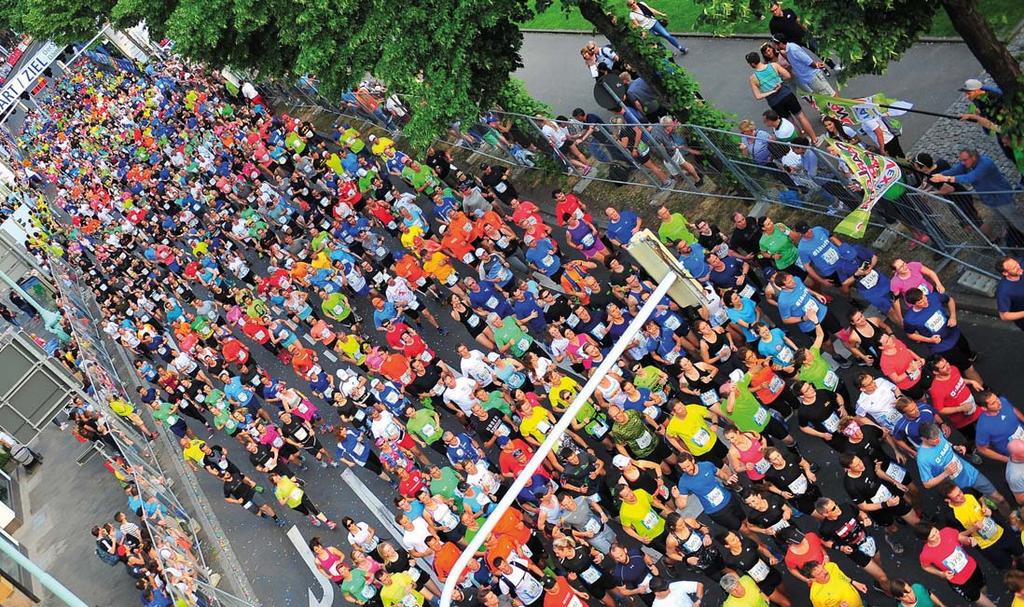 Dämmer-Marathon erstmals in den Planken Strecke führt weiter nach Neuostheim und Seckenheim ANZEIGENSONDERVERÖFFENTLICHUNG International vermessen Erstmals wurde der SRH Dämmer Marathon in diesem