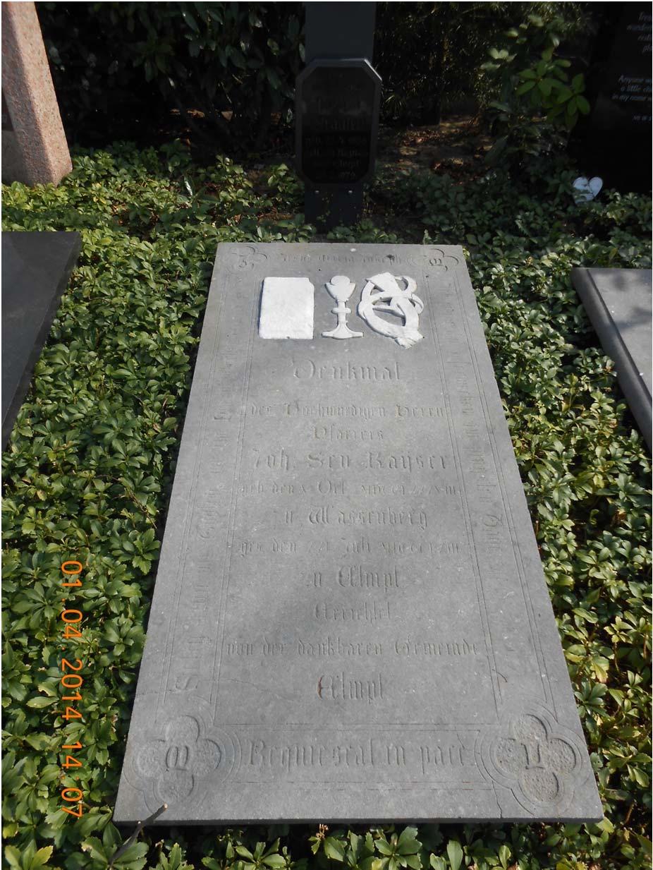 Nr. 52: Grabplatte Ort: Friedhof Elmpt