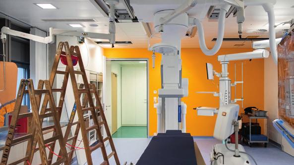 ews Nr.1 2019 aus dem Kantonsspital Graubünden Neues Herzkatheterlabor für Rhythmologie Die Kardiologie bietet neu elektrophysiologische Eingriffe an.