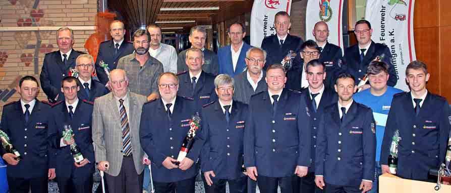 Die Feuerwehr feierte am Samstagabend in ansprechendem Rahmen den 40. Geburtstag ihrer Jugendfeuerwehr in der Pausenhalle der Silberbergschule.
