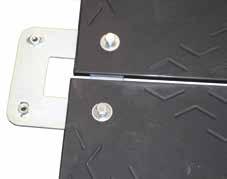 FAHRPLATTEN Fahrplatten sind hergestellt aus reinem Polyethylen von hoher Dichte (HDPE) 500, um das beste Verhältnis zwischen Festigkeit und zu liefern, wodurch eine hohe Kapazität auch unter
