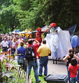 Österreichs größtes Naturfest Seit dem Jahr 2004 findet jährlich das Fest der Natur statt. Bis 2010 war die Oö. Akademie für Umwelt und Natur gemeinsam mit der Abteilung Naturschutz der Veranstalter.