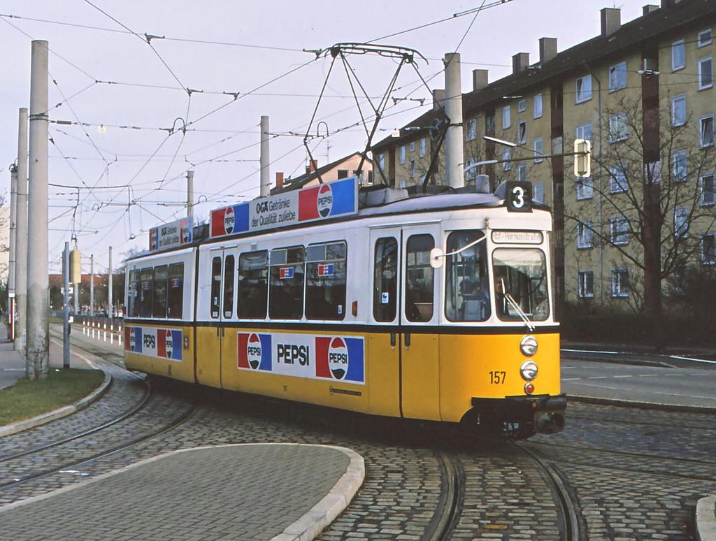 06.12.1989 : GT4 157 (ex GT4 705 Stuttgarter Straßenbahn/ SSB ME/ Bj.1964) am Techn. Rathaus P.