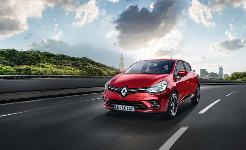 990, Renault Twingo LIFE SCe 70: Gesamtverbrauch (l/00 km): innerorts: 6,8; außerorts: 4,7; kombiniert: 5,5; CO -Emissionen kombiniert: 5 g/km. Energieeffizienzklasse: E.