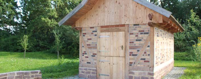 BACKHAUS UND DORFMUSEUM HOLZHAUSEN Unter dem Motto Eine Zukunft für die Vergangenheit wird im Dorfmuseum das Leben der vergangenen Jahrhunderte, insbesondere das Leben auf