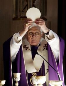 Papst Benedikt XVI. über den Leib und das Blut Jesu Christi - Gedanken zur Heiligen Eucharistie - Teil 3 - Lehren zu lieben Predigt bei Eucharistiefeier im römischen Jugendgefängnis, 18.