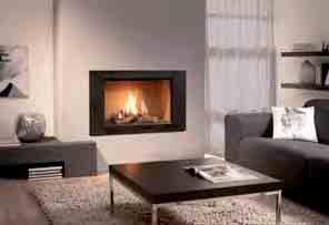 Das neue MaxVent System sorgt für ein rascheres Erwärmen Ihres Wohnzimmers. Sobald der Kamin die gewünschte Temperatur erreicht hat, schaltet sich der Ventilator von selbst ein.